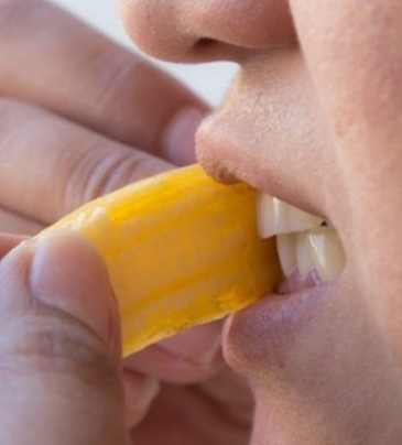 Secret That Dentists Don’t Want You to Know: Remove Tartar and Whiten Teeth in Just 2 Minutes with Banana Peel!